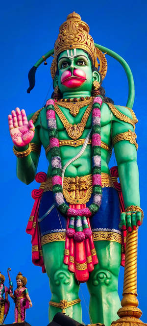 Gud Hanuman Kæmpe Grøn Statue — Pixel 9 Pro Fold Wallpapers