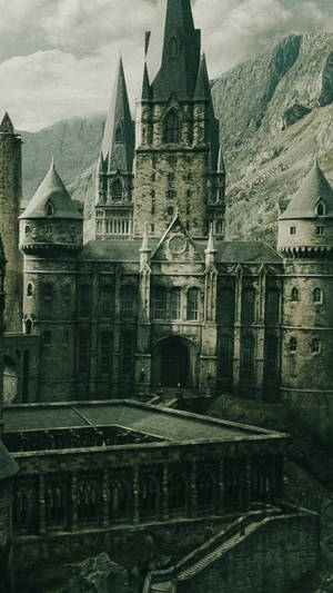 Hp Hogwarts Fremtrædende Tårne Æstetik — Æstetisk Harry Potter Wallpapers