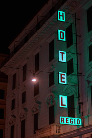 Hotel Regio Skilt wallpaper — Dæmpet Wallpapers