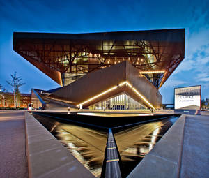 Irving Kongrescenter — Blå himmel Wallpapers