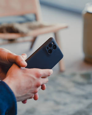 Mørkeblå Oppo Smartphone