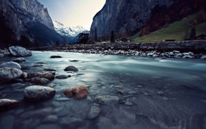 Naturens skønhed og glasklar flod til MacBook Pro Retina wallpaper. — MacBook Pro Wallpapers