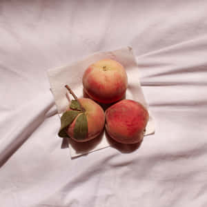 Ferskenbaggrunde — iPad (A16) Wallpapers
