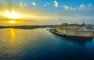 Grand Harbour Malta solopgang baggrund — Solopgang Wallpapers