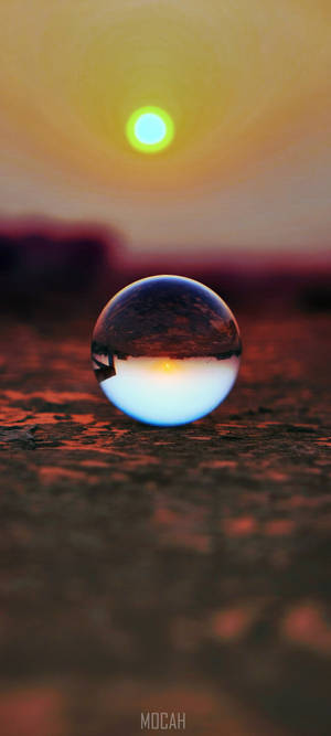 Realme 7 Vanddråbe Refleksion — Pixel 10 Wallpapers