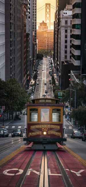 San Francisco telefon svævebane solnedgang — iPhone 16 Pro Max Wallpapers