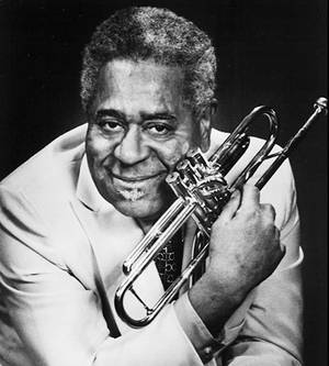 Sort/hvid portræt af Dizzy Gillespie — Honor Magic V Flip 2 Wallpapers
