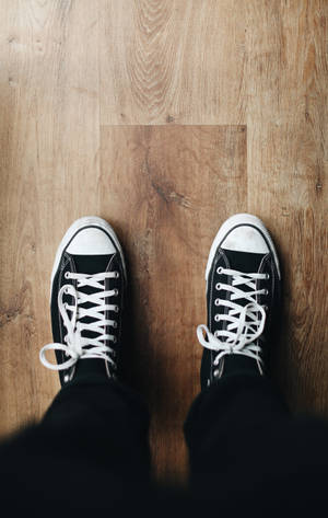 Sorte Converse sneakers baggrund — Moto Pad 70 Wallpapers