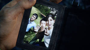 Ghostwire Tokyo Familie Foto Baggrund — Ghostwire Tokyo Wallpapers