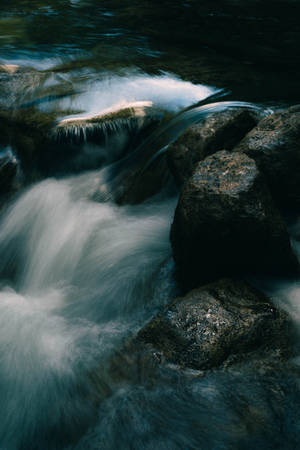 Strømmende Vandløb — Xiaomi Pad 7S Pro 12.5 Wallpapers