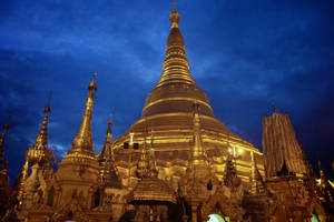 Yangon Shwedagon Sun Down Wallpaper — 3:2 Wallpapers